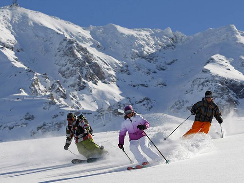 Off piste powder skiing in the Paradise ski region