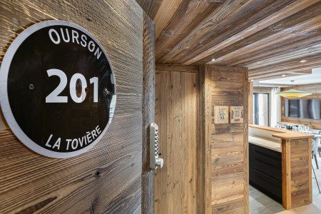 Apartment Ourson entrance door 1