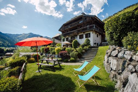 Chalet Debussy Garden 2