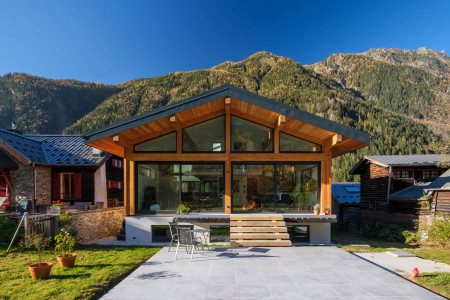 Chalet Moutons Summer Exterior