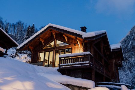 Chalet Riviere Exterior at dusk 2
