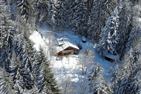 0. Marmotte Mountain Retreat drone cropped 2